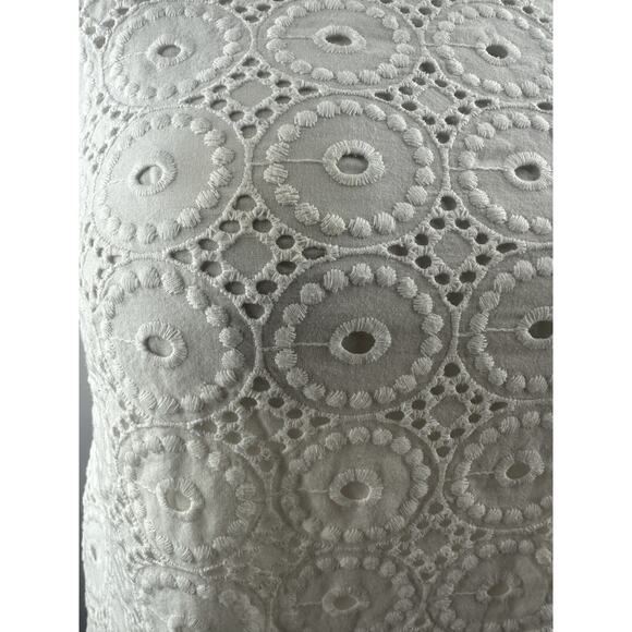 Lilly Pulitzer Crochet Eyelet Blouse Cap Short Sleeve Ruffle Button Back Size 8 - Picture 11 of 15